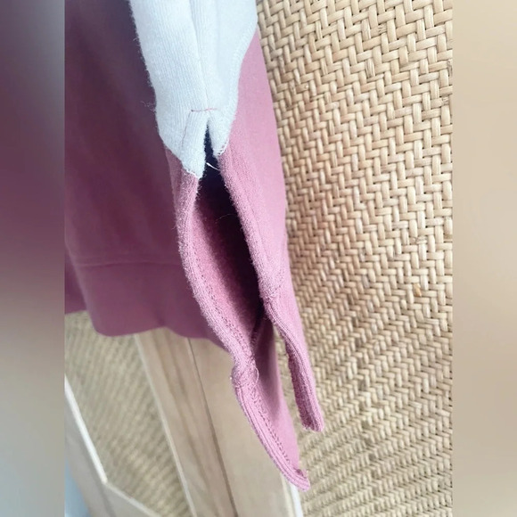 GreenTea Color Block Brick Tan Gray Side Split Sweatshirt Pullover Size Small - Picture 4 of 6